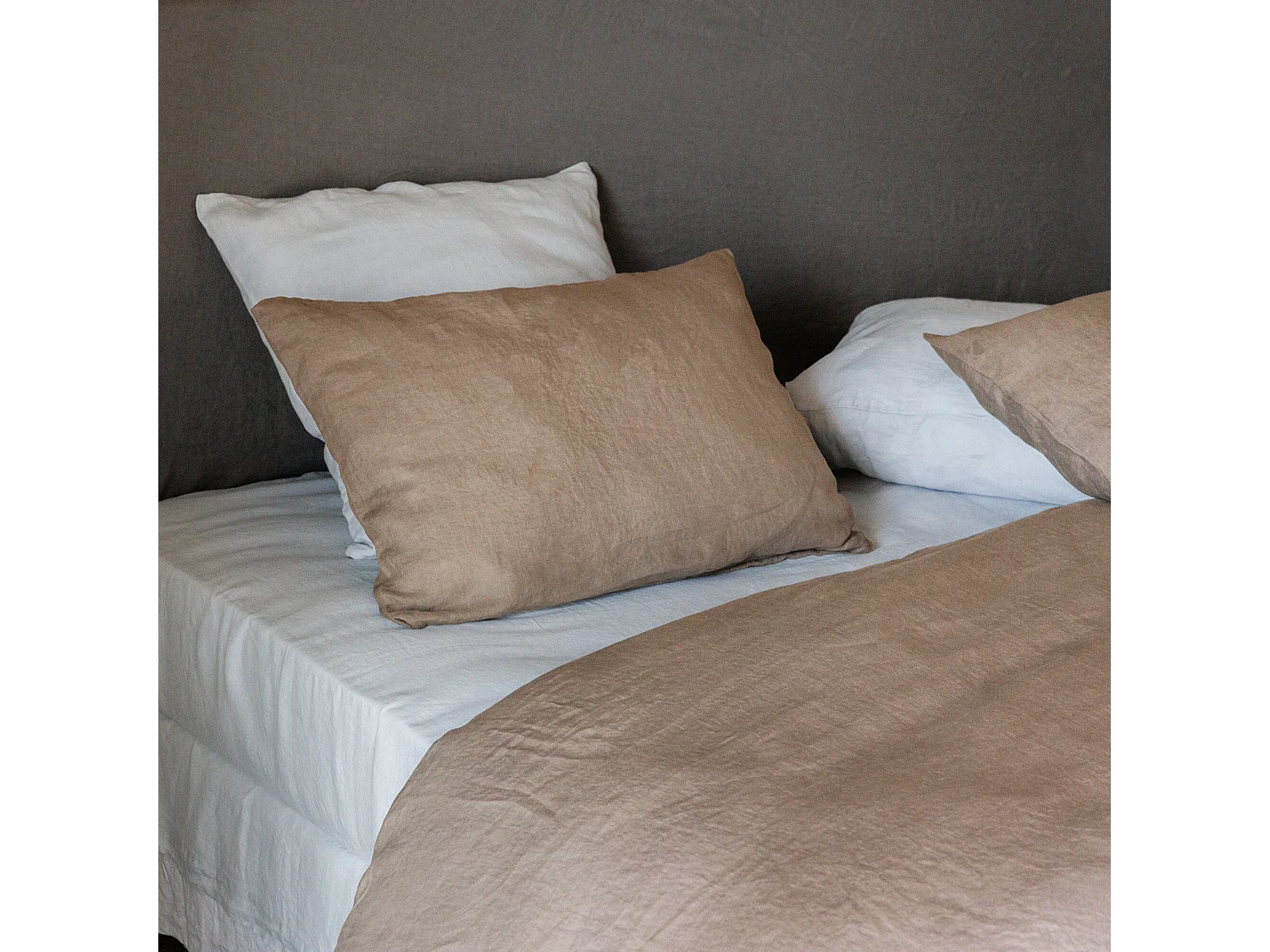 Taie de traversin uni 195X43 cm 100% lin lavé SONATE marron Tabac