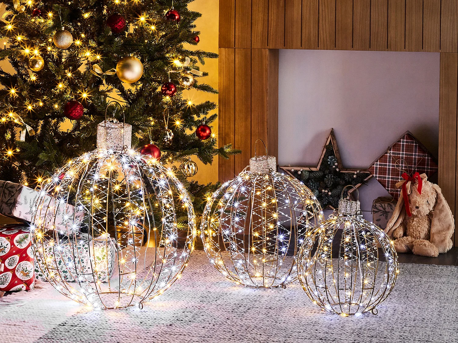 Conjunto 3 decorações LED de exterior em forma de bolas de Natal douradas GAROU