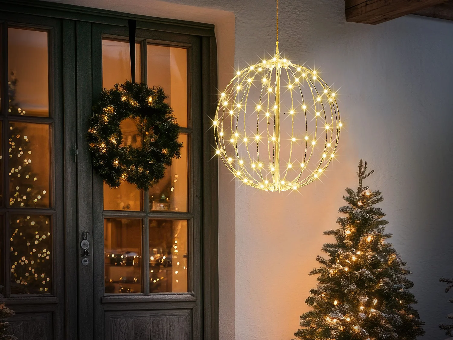 Out- & Indoor Weihnachtsbeleuchtung LED Eisen Kugelform silber mit Kabel Hosfos