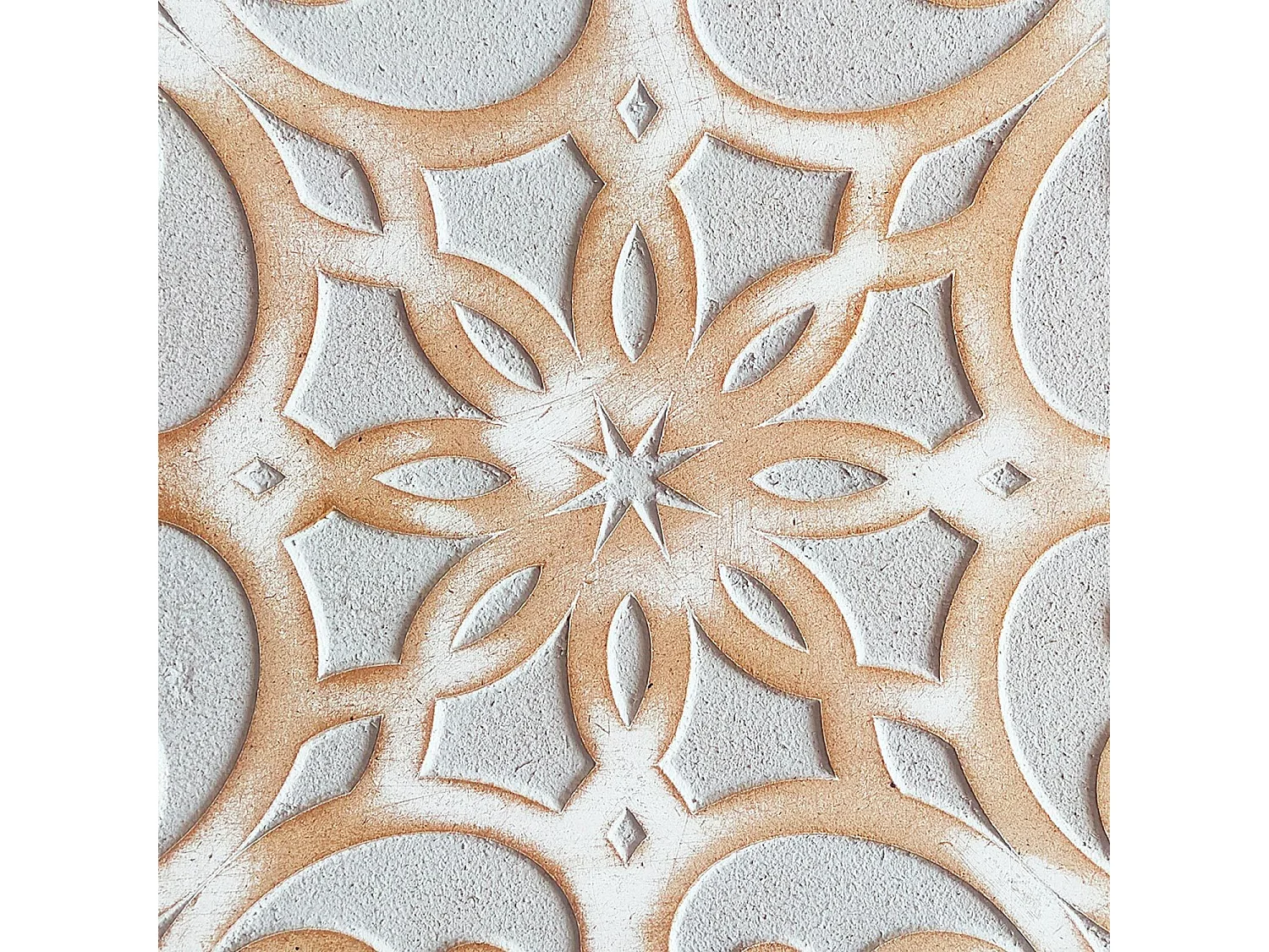 Tête de lit style oriental bois sculpté Linium 120cm Gris patiné