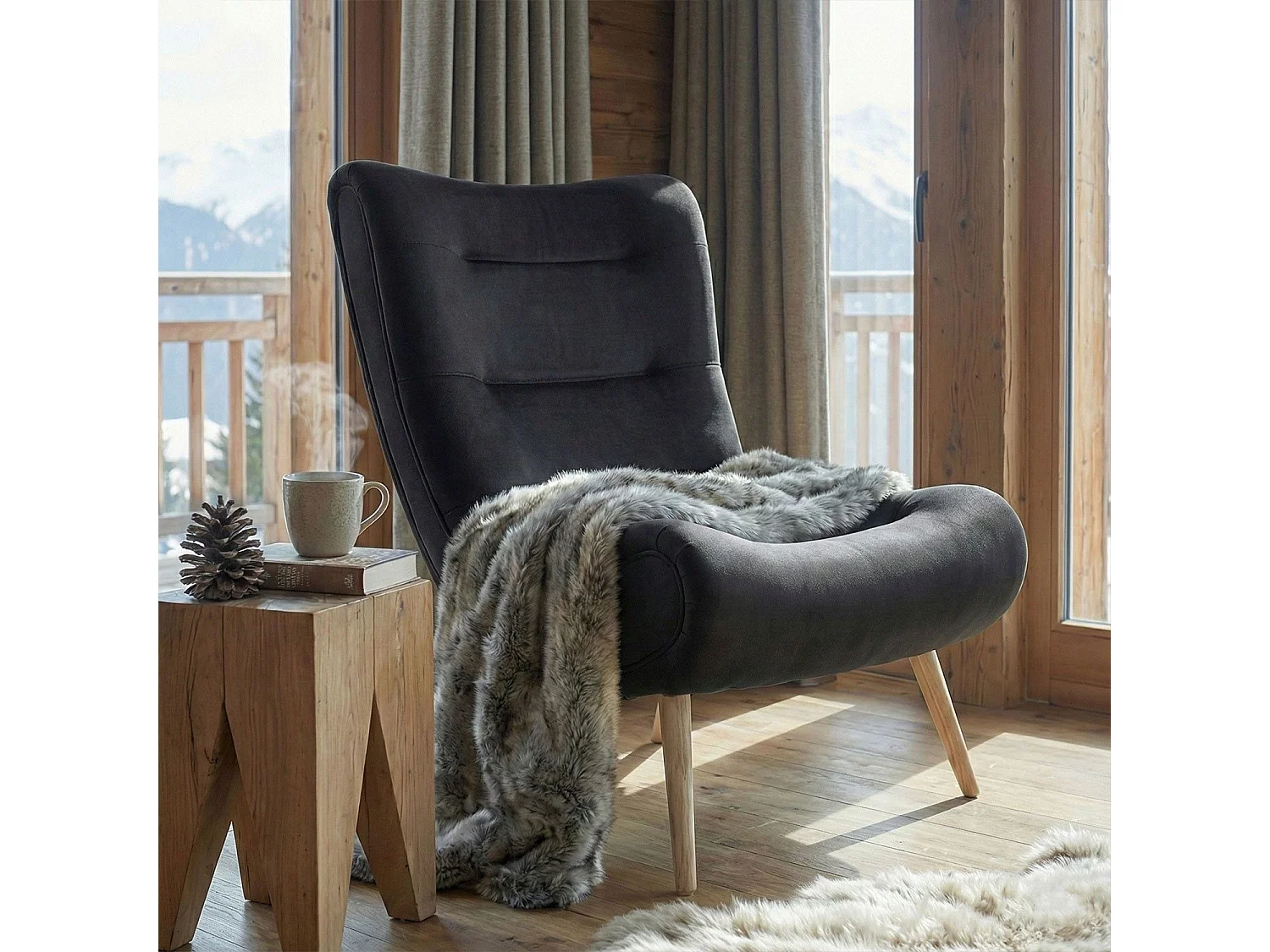 Fauteuil scandinave Romilly Velours Noir