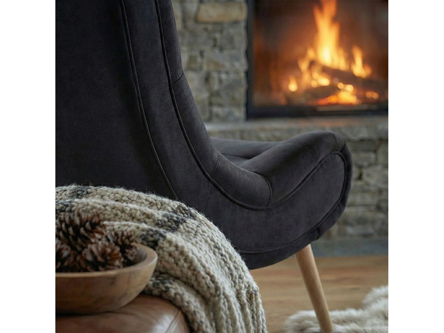 Fauteuil scandinave Romilly Velours Noir