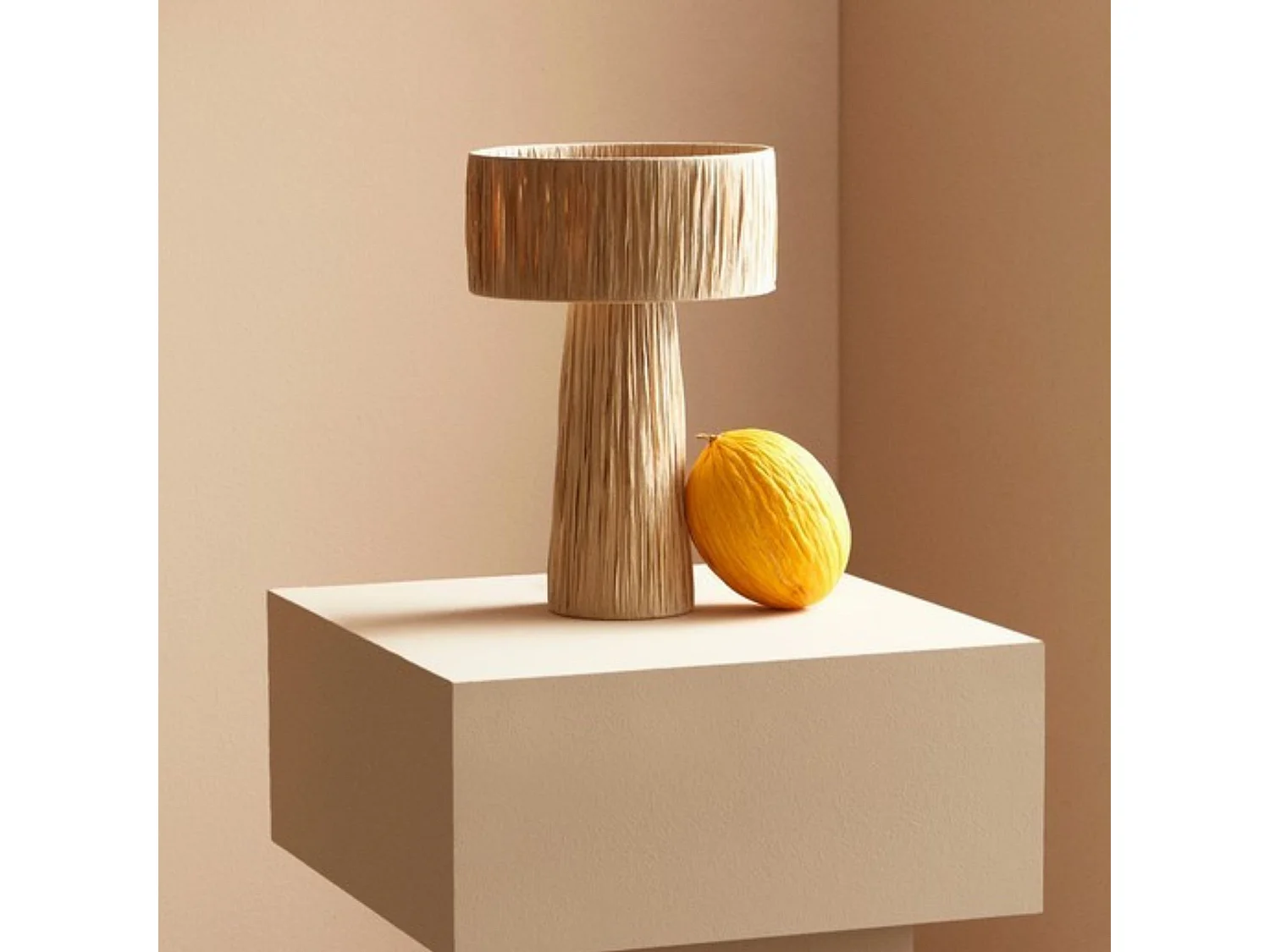 Lampe à poser en raphia et métal H38 - METIS