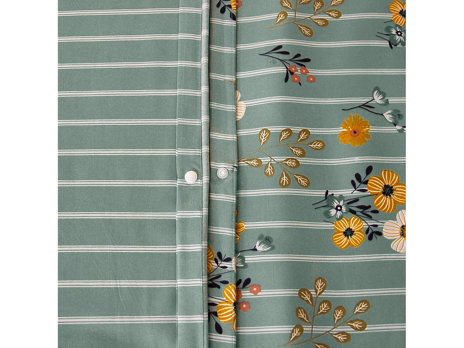 Parure de lit 260x240 cm FLORINETTE microfibre à rayures motif florale