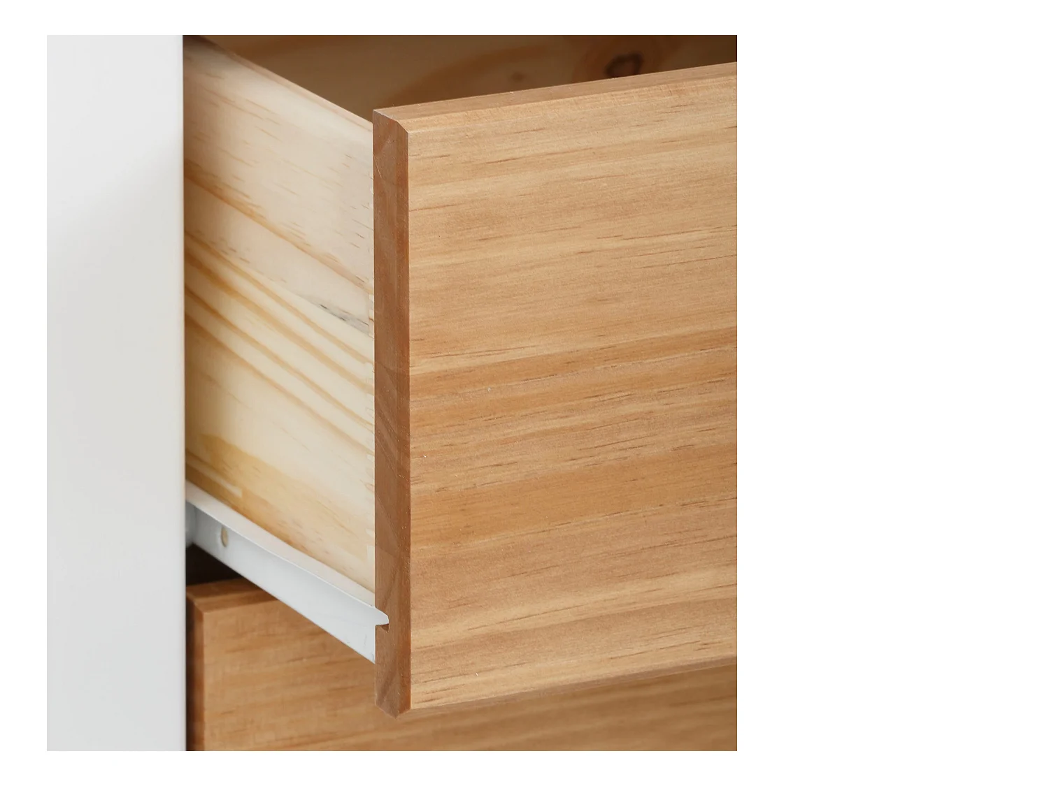 Cómoda con 4 cajones en MDF blanco