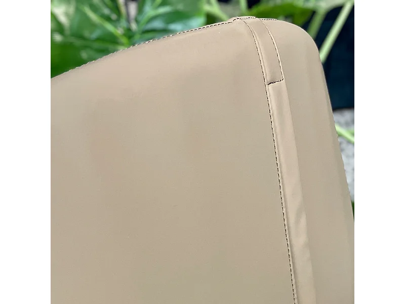 Fauteuil rotatif 360° tissu doux beige et pieds métal noir - CORNELIA