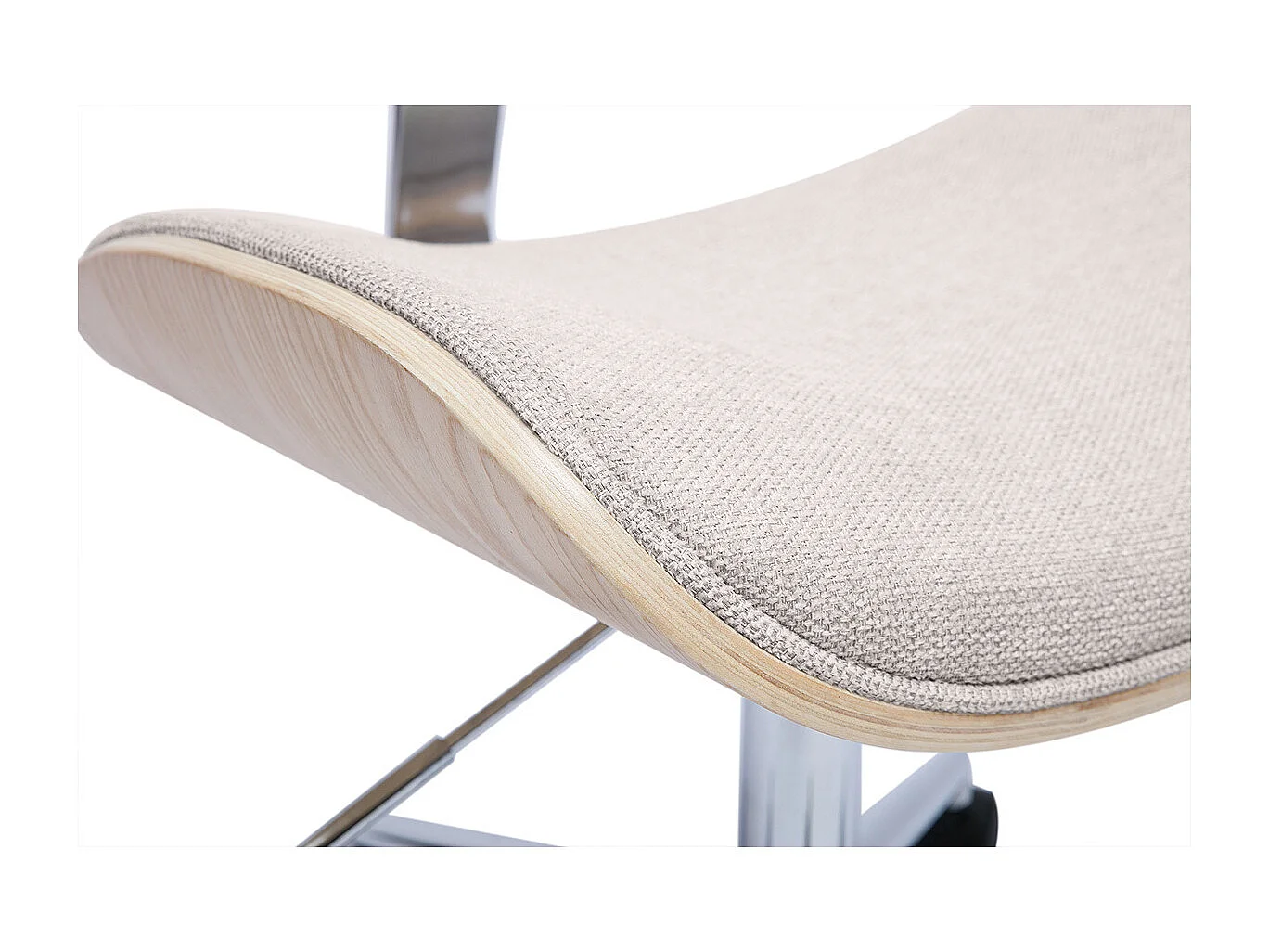 Chaise de bureau à roulettes design en tissu effet velours texturé beige, bois clair chêne et métal MALMO