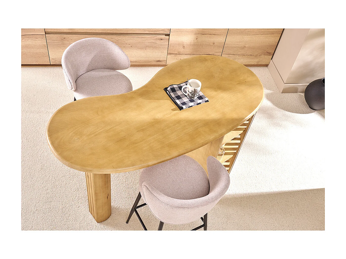 Sgabelli da bar design in tessuto effetto velluto testurizzato beige e metallo nero (set di 2) ROSALIE