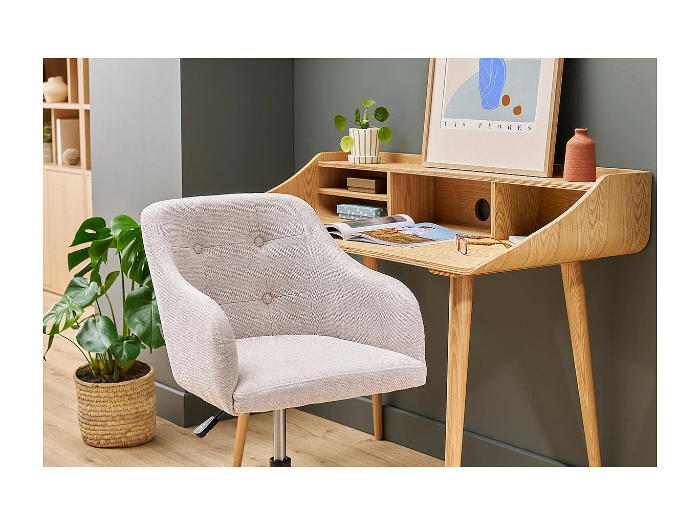 Sedia da ufficio imbottita con ruote in tessuto effetto velluto beige e metallo nero BALTIK