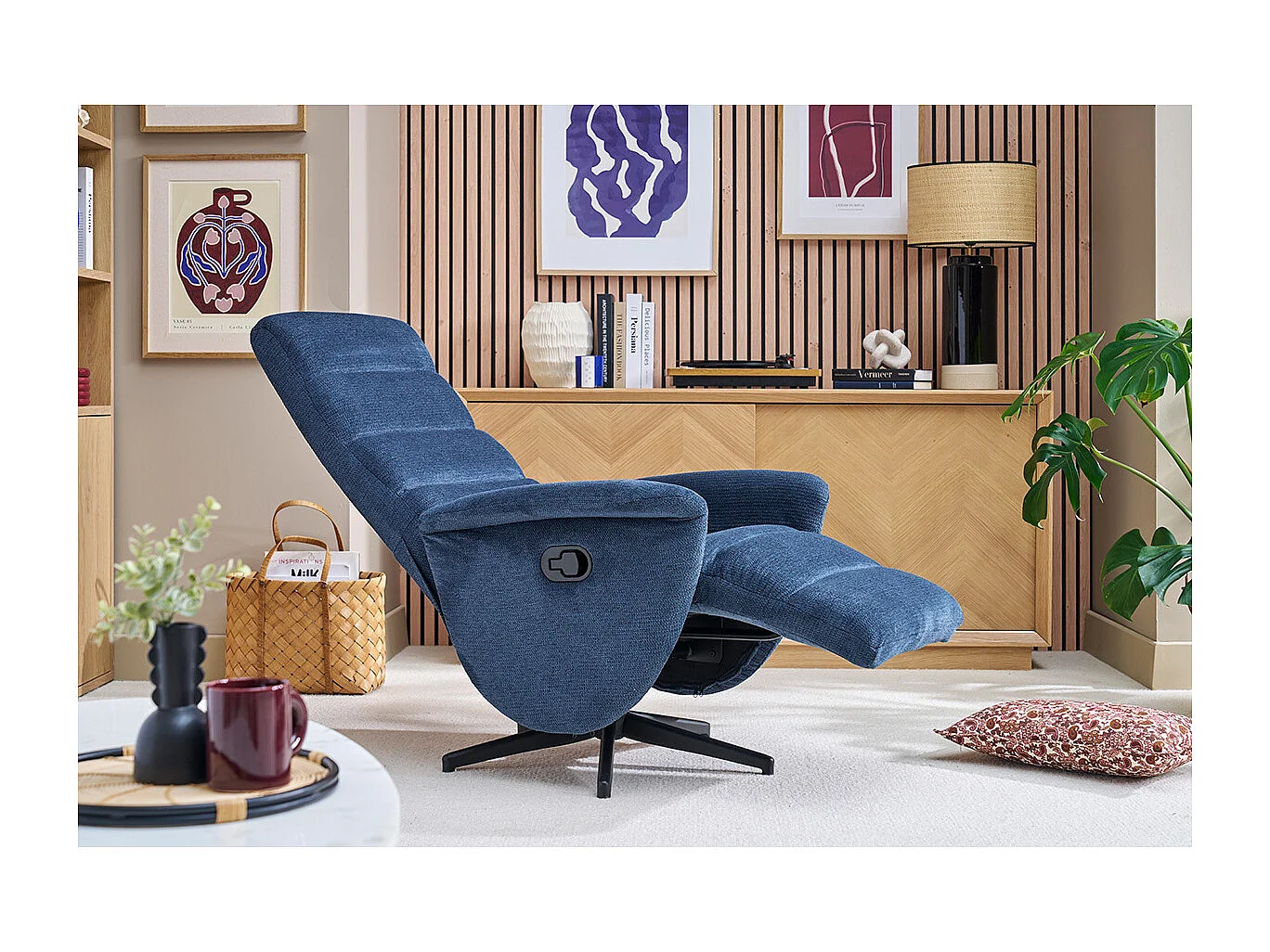 Manueller Relaxsessel aus dunkelblauem Chenillestoff NELSON