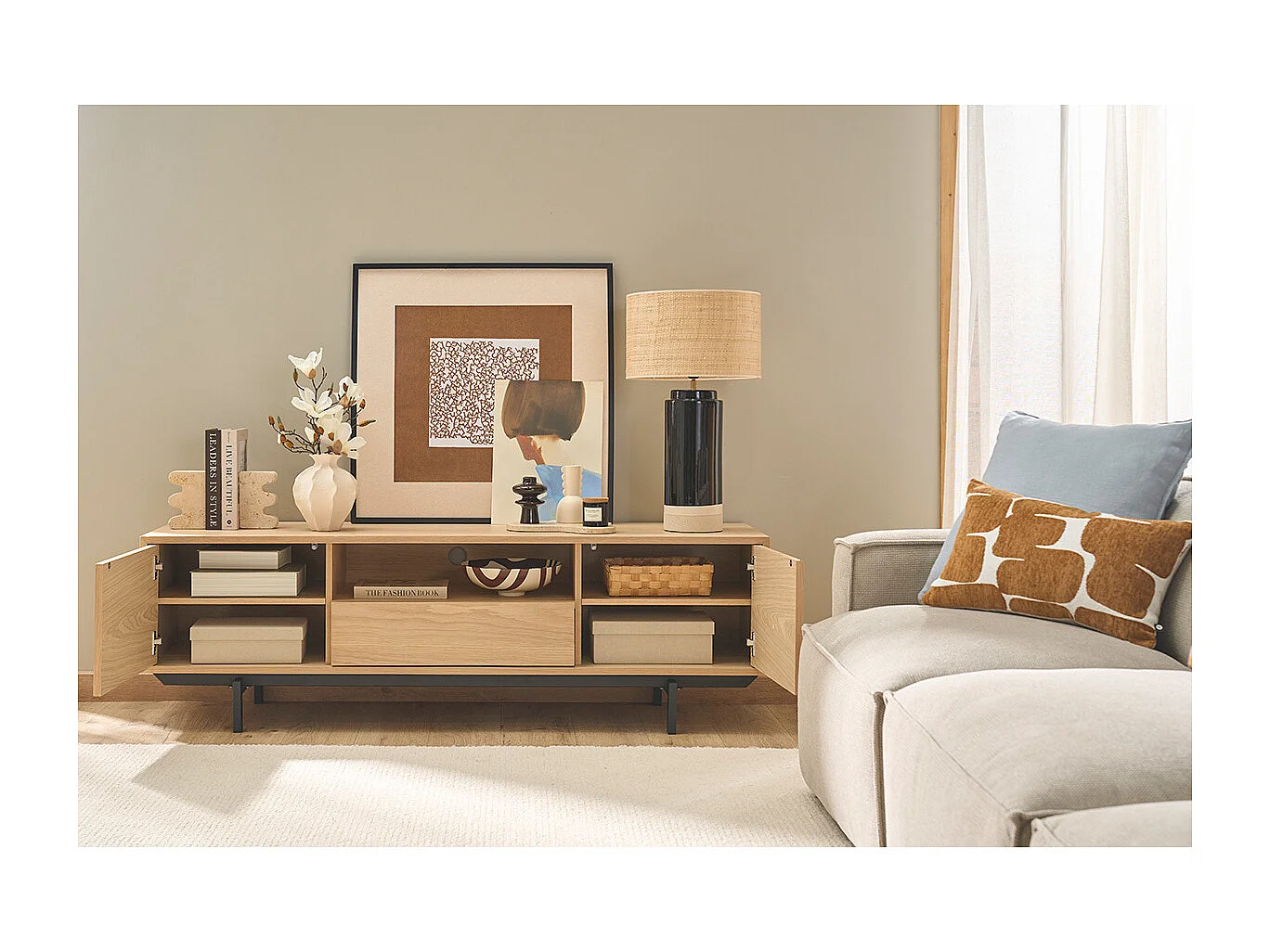 Mueble de TV acabado en roble con nicho abierto L160 cm MANNY