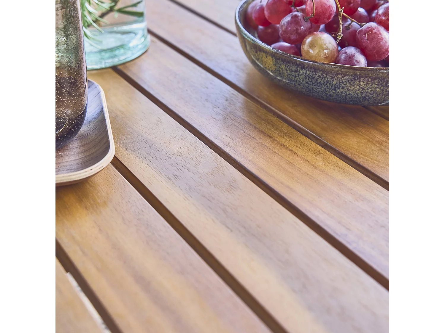 Table de jardin SENORA acacia blanc avec coins arrondis. 6 places. 120 x 80 x 75 cm