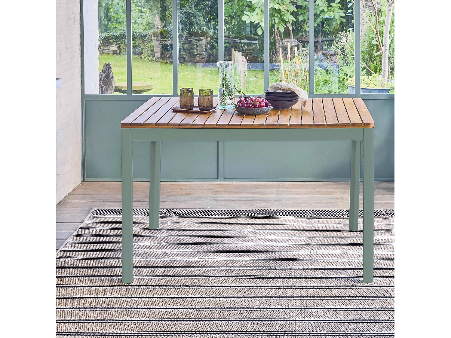 Mesa de jardín de acacia con esquinas redondeadas, 6 plazas verde kaki