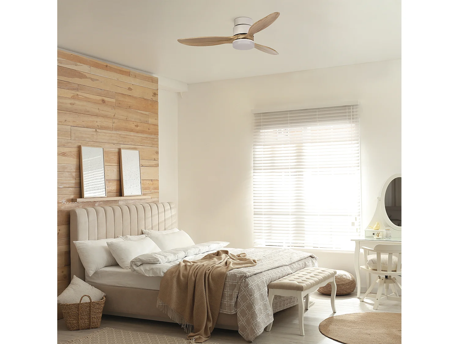 Ventilador de techo MISTRAL estilo moderno -  motor DC - LED SMD 24W - K select - mando a distancia - luz -3 aspas - ø132 cm - acero y madera - negro y nogal