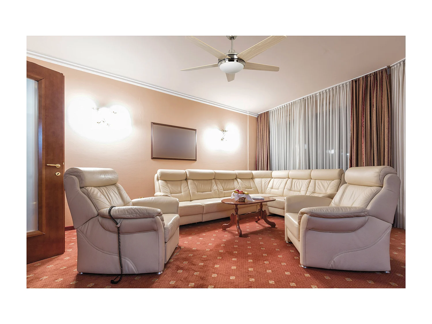 VENTO plafondventilator moderne stijl met LED-licht - beukenhout - AC-motor - 17W - 3000K - IP20