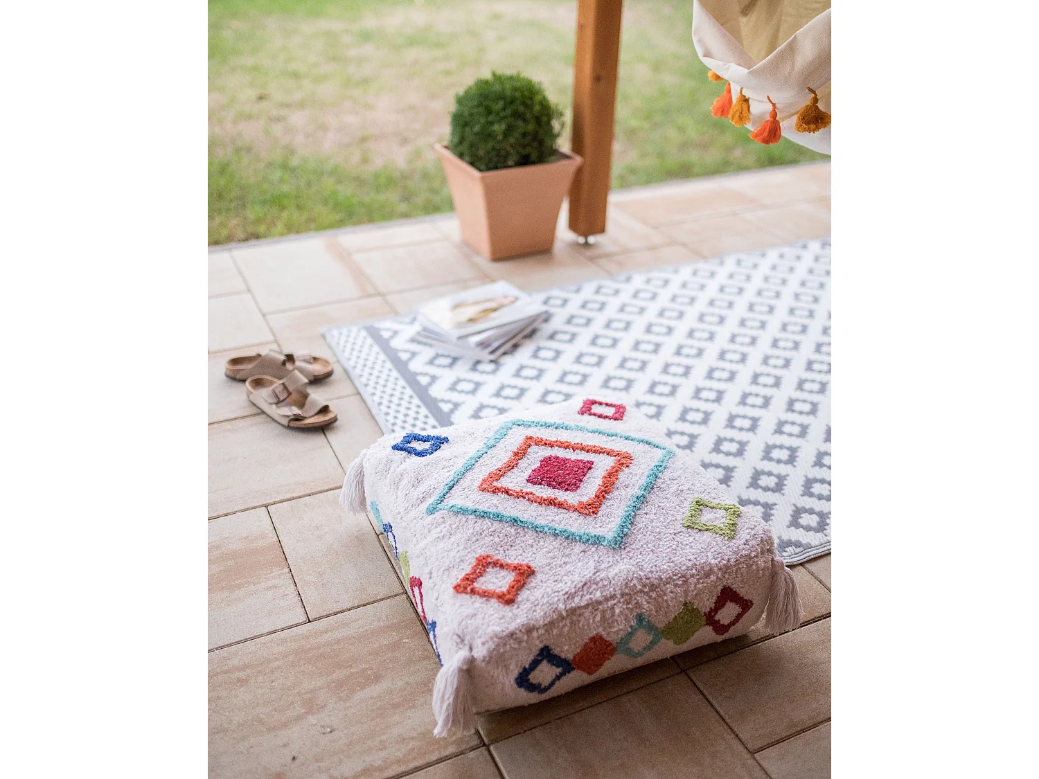 Pouf Broderie SEERANI Coton Blanc 55 cm 55 cm 20 cm