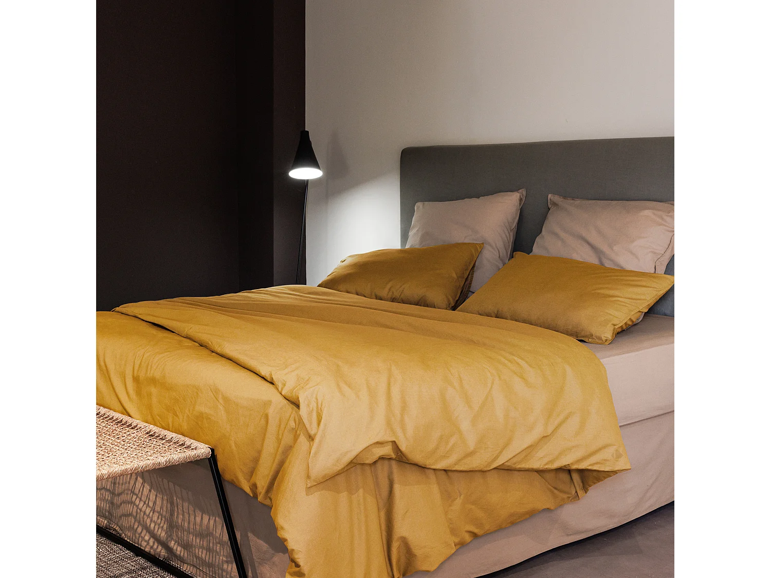 Taie de traversin 195x43 cm pur coton lavé PALACE jaune curry