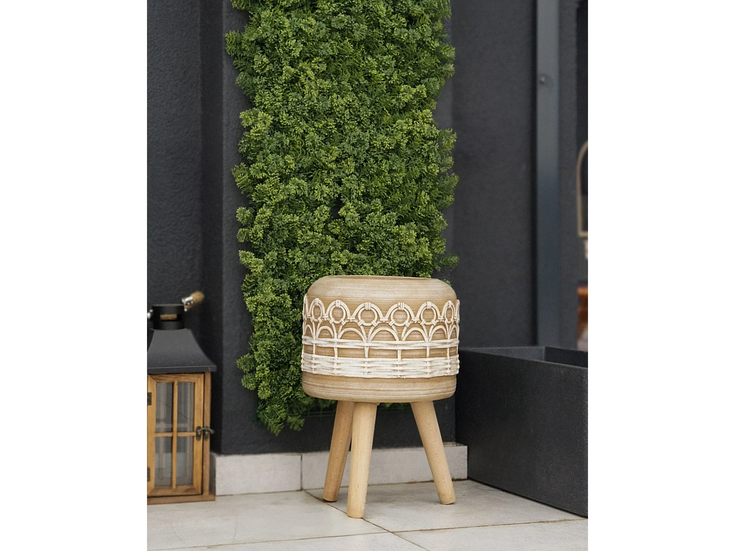 Blumentopf mit Beinen CYRTOMIUM Keramik 27 cm Hellbraun