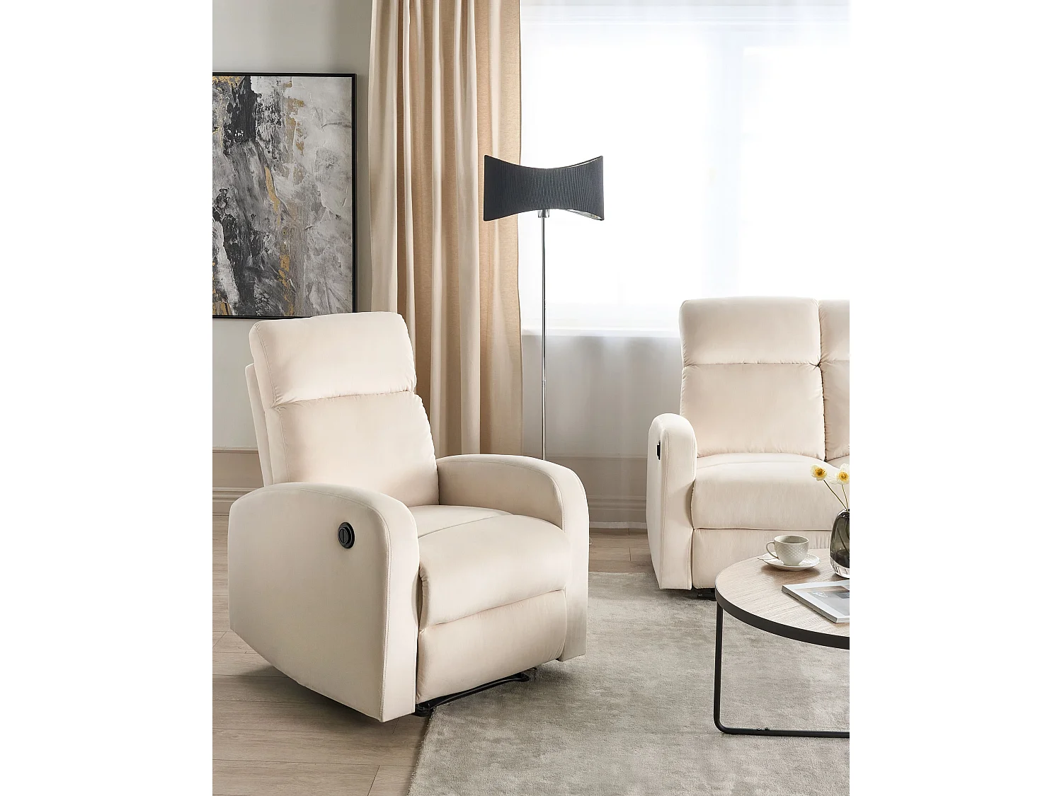 Fauteuil inclinable électrique VERDAL Repose-pieds inclus Velours Blanc cassé