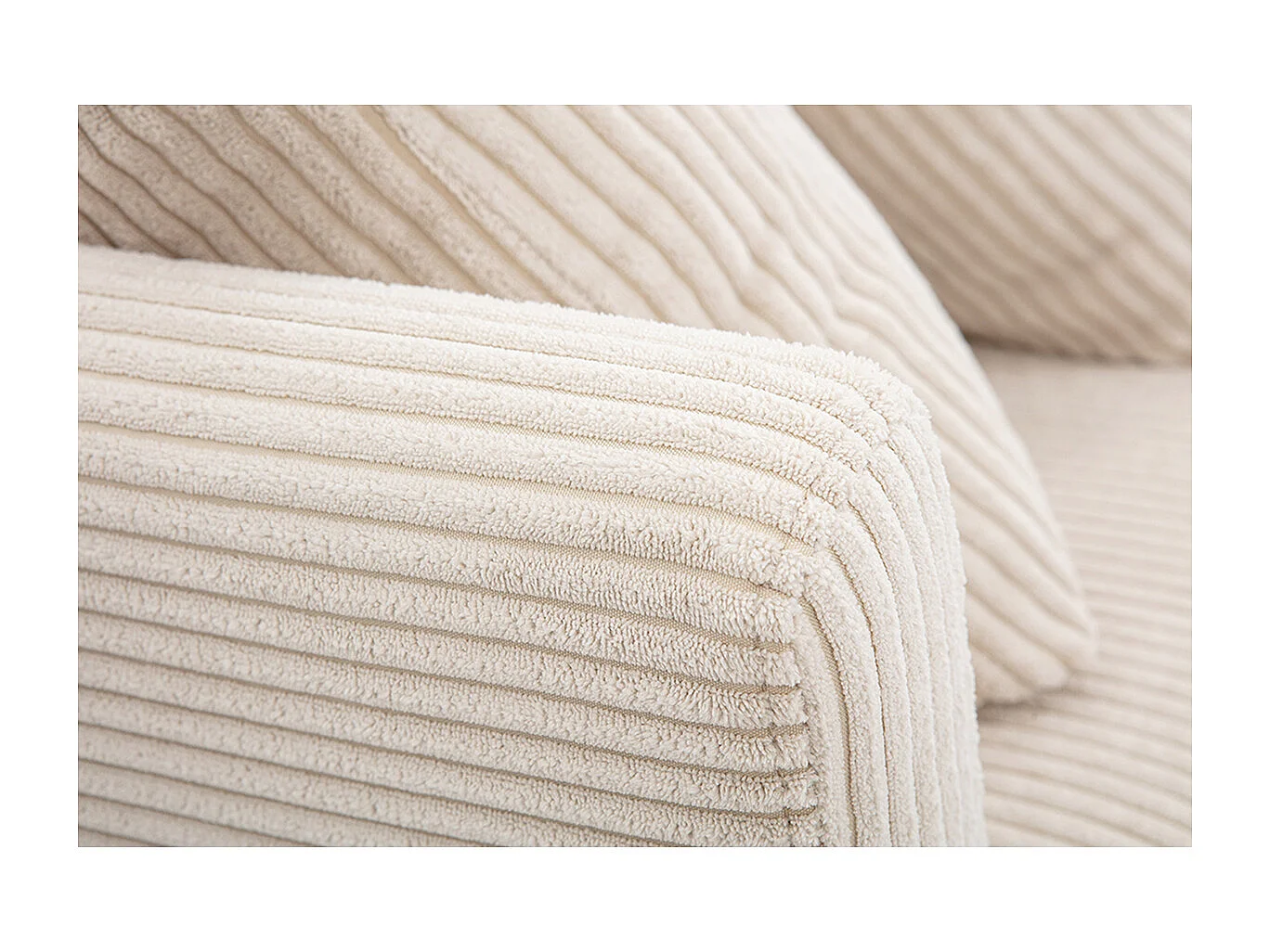 3-sitziges skandinavisches Sofa mit beigem abnehmbarem Bezug und Holzfüßen OSLO