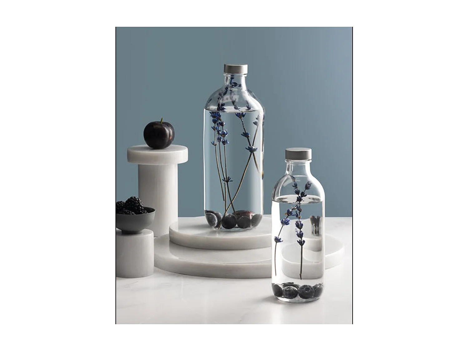 Lot de 2 bouteille en verre avec bouchon à vis, carafe pour l'eau, jus, capacité 50 cl - Ø 7 x Hauteur 20.5 cm