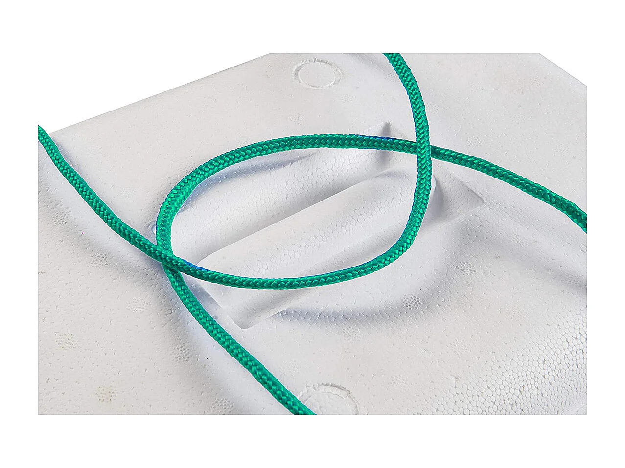 Glacière, réfrigérateur, refroidisseur en polystyrène coloris blanc, capacité 11 L - Longueur 35 x Profondeur 22.5 x Hauteur 27 cm