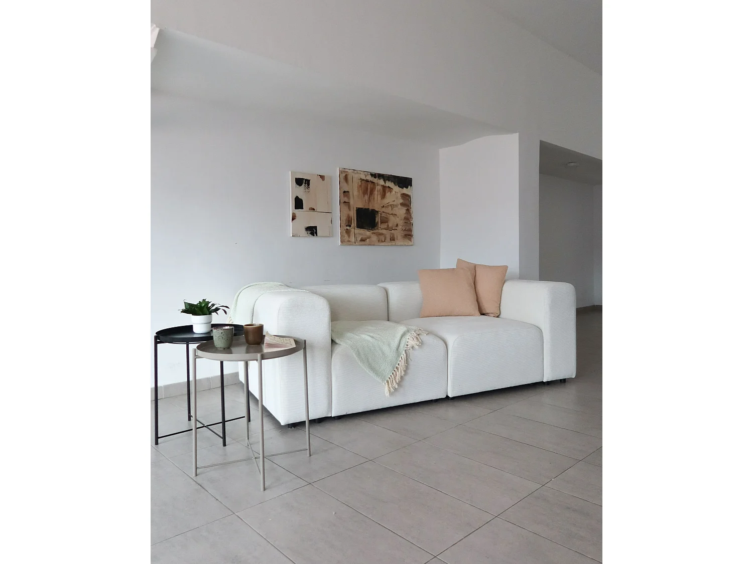 Conjunto de 2 cojines decorativos LEUZEA Bouclé 45 x 45 cm Arena Liso