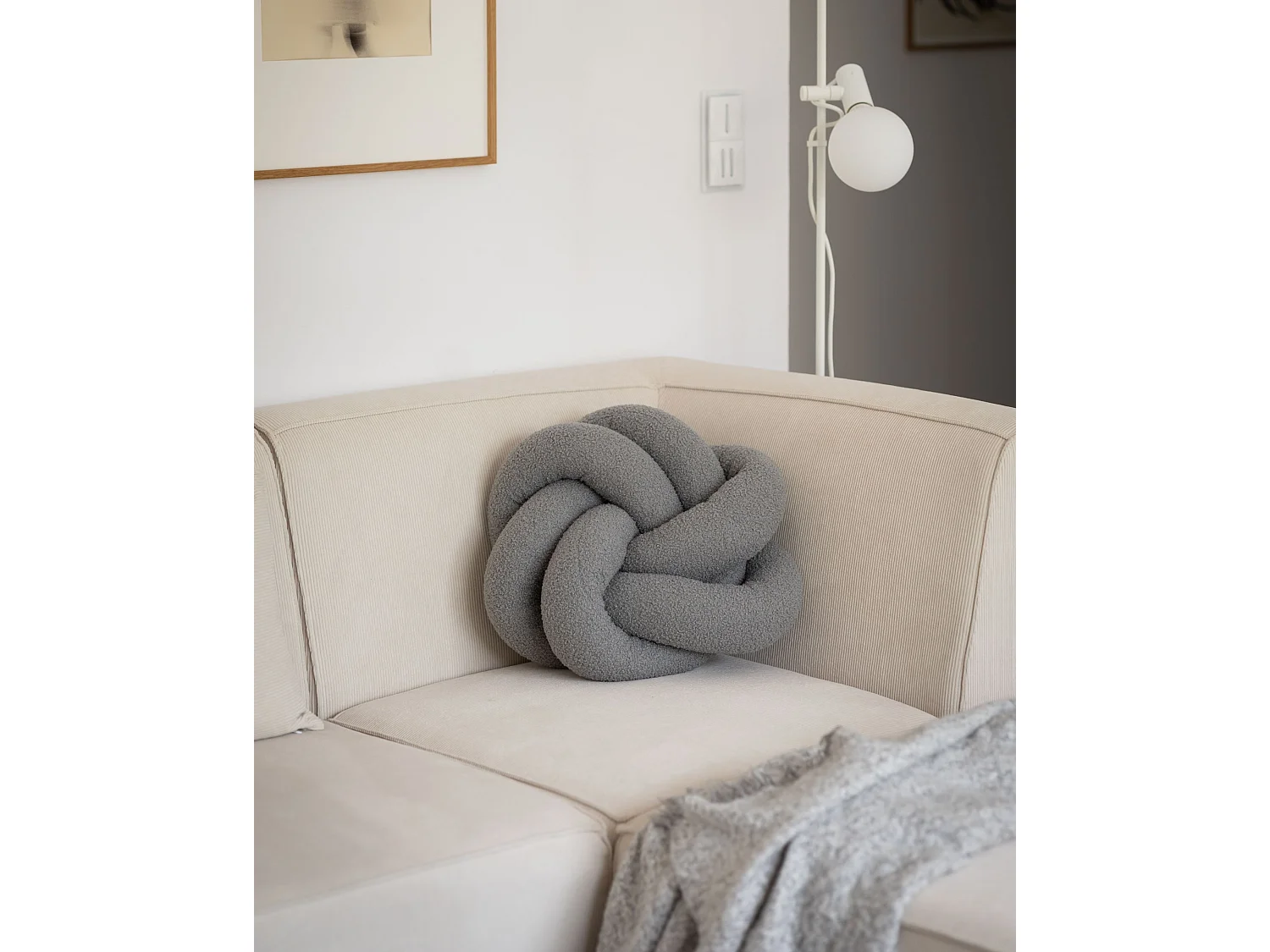 Dekokissen ANGELONIA Bouclé 45 x 45 cm Grau Ohne Muster