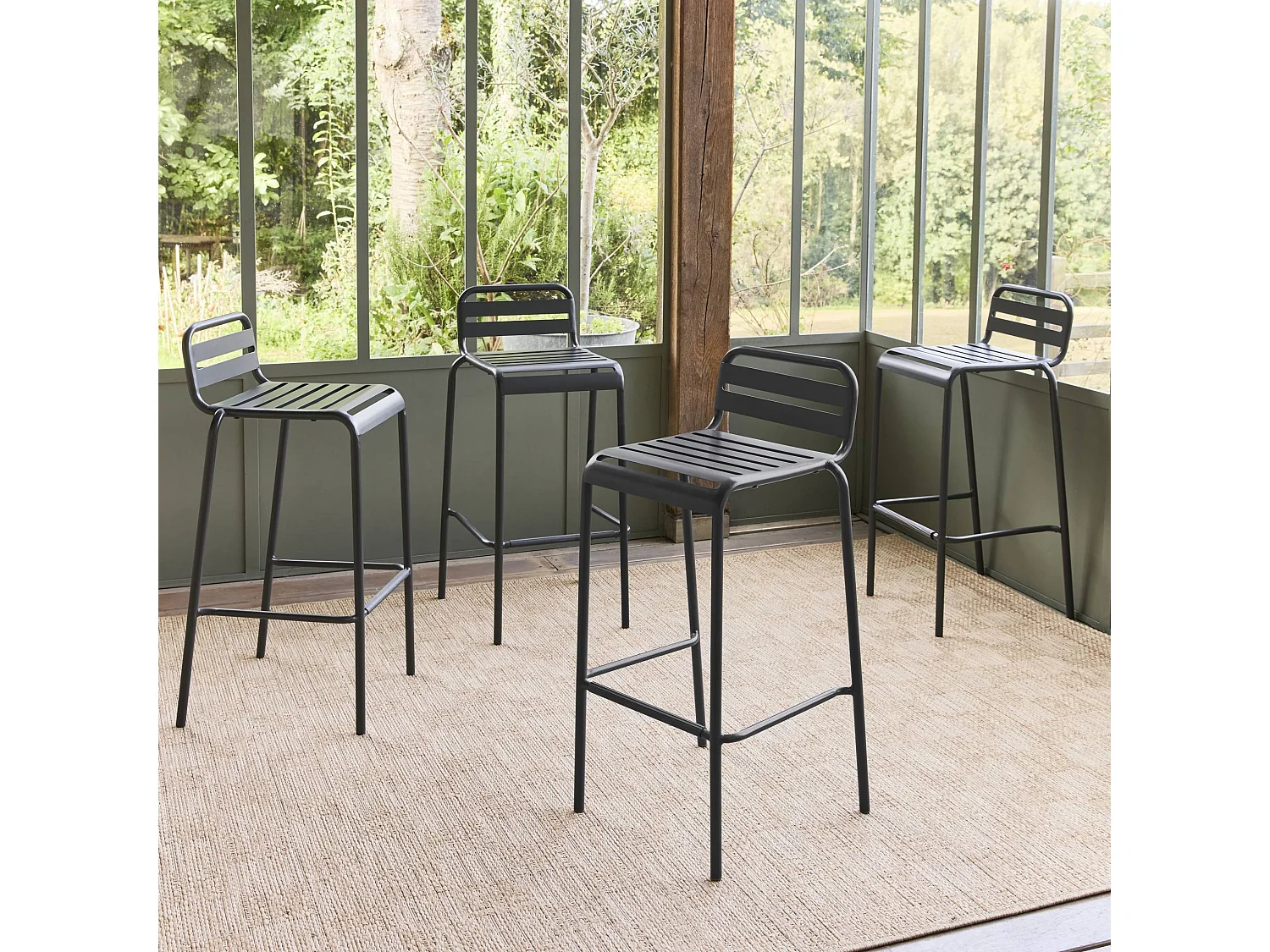 Lot de 4 chaises hautes de jardin acier. 4 places. anthracite. L 44 x P 41 x H 85cm