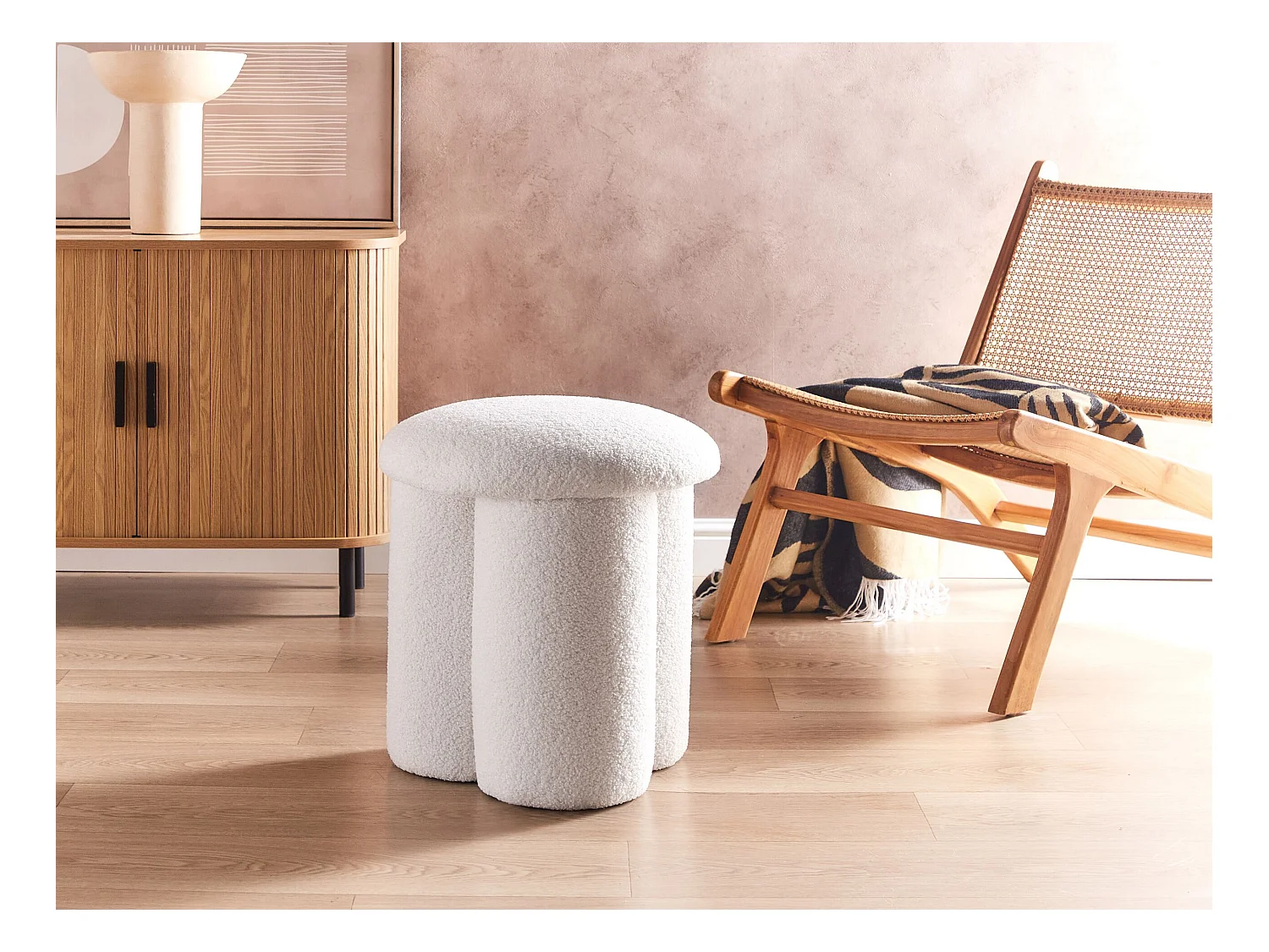 Pouf CARRINGTON Bouclé Blanc cassé