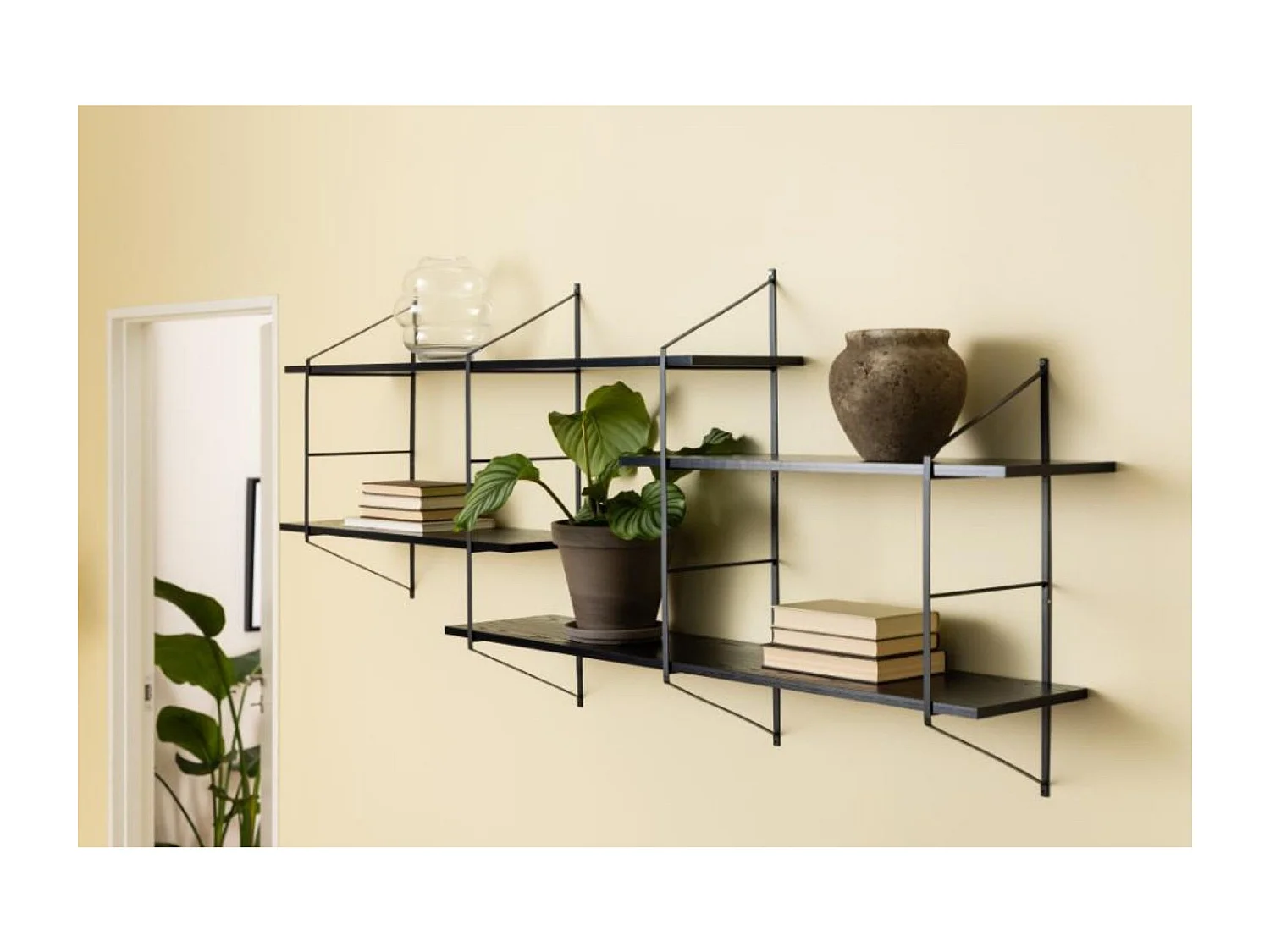 Étagère murale en métal et 4 tablettes en bois noir cendré - VAIK