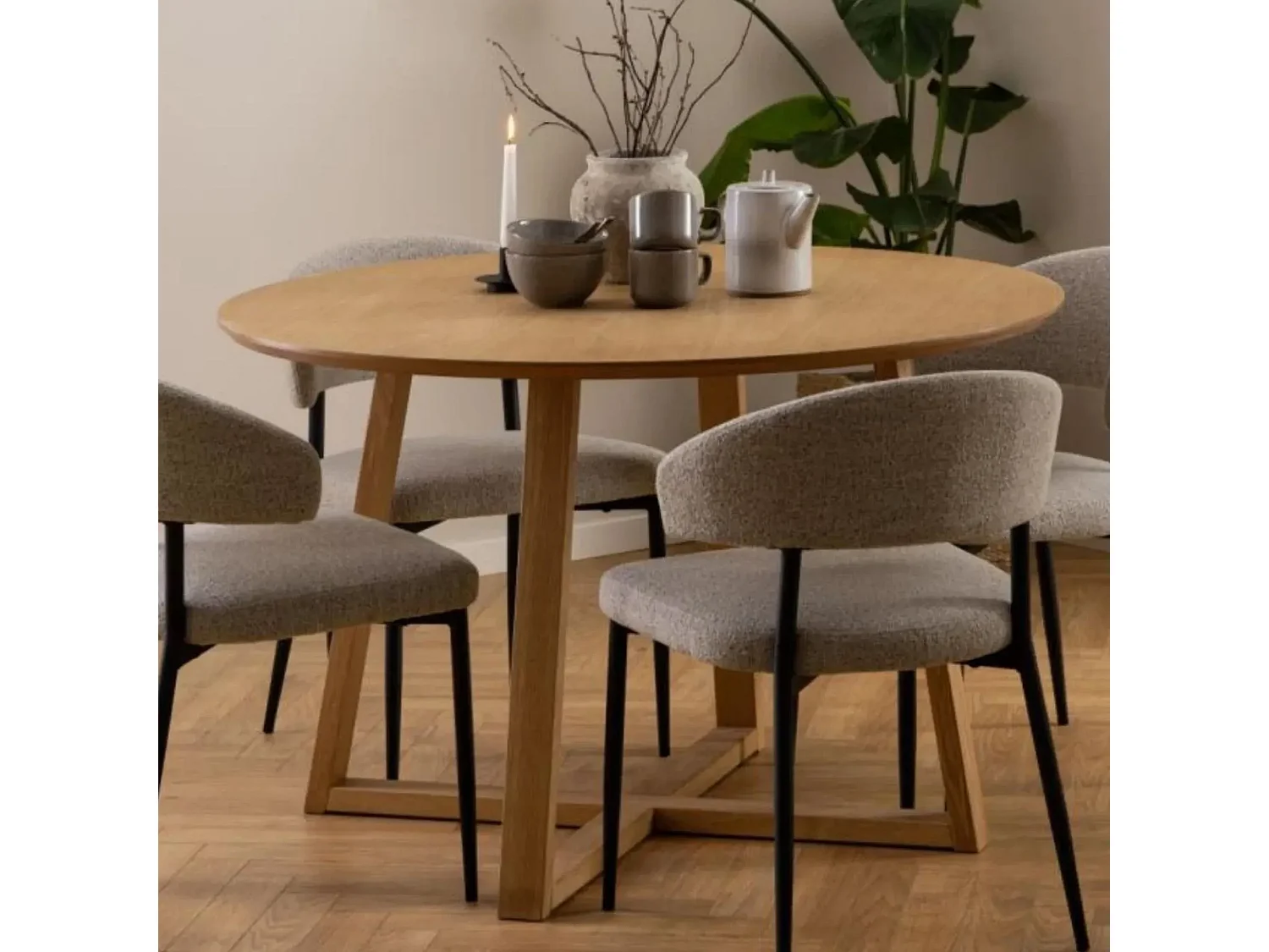 Table à manger ronde pieds croisés chêne naturel 4 places D120 - MOLY