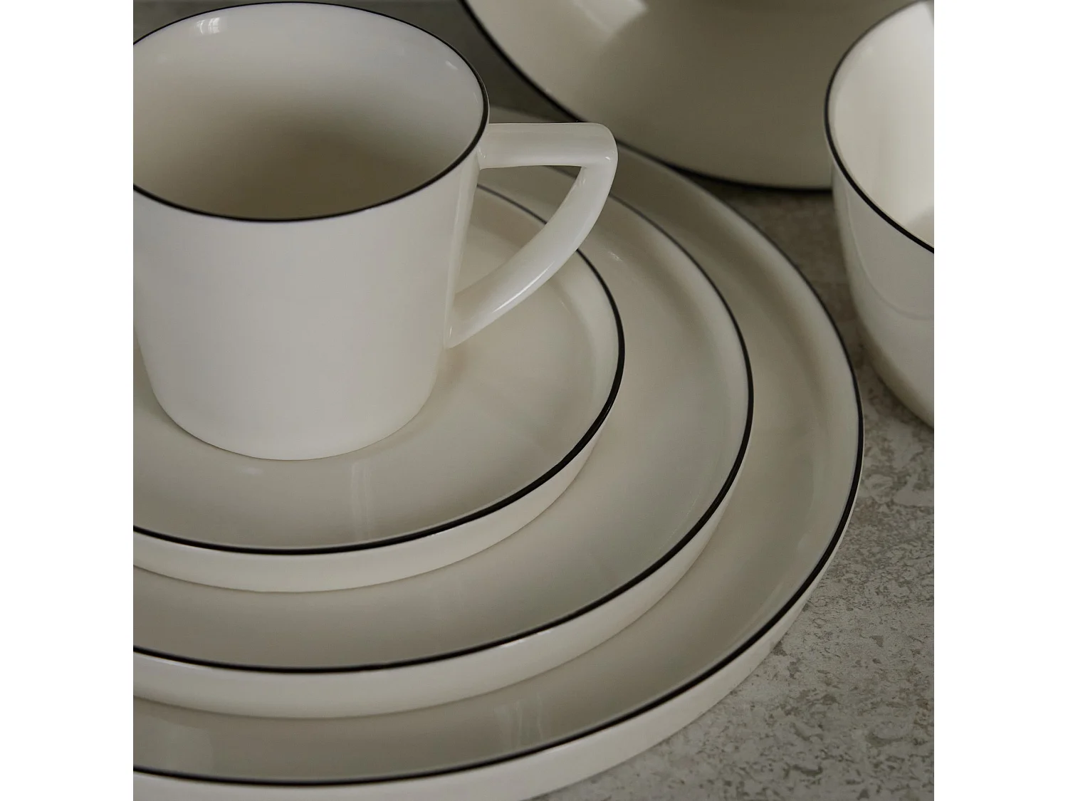 Tasse Mit Untertasse Rimo Mittelschwarz 220ml