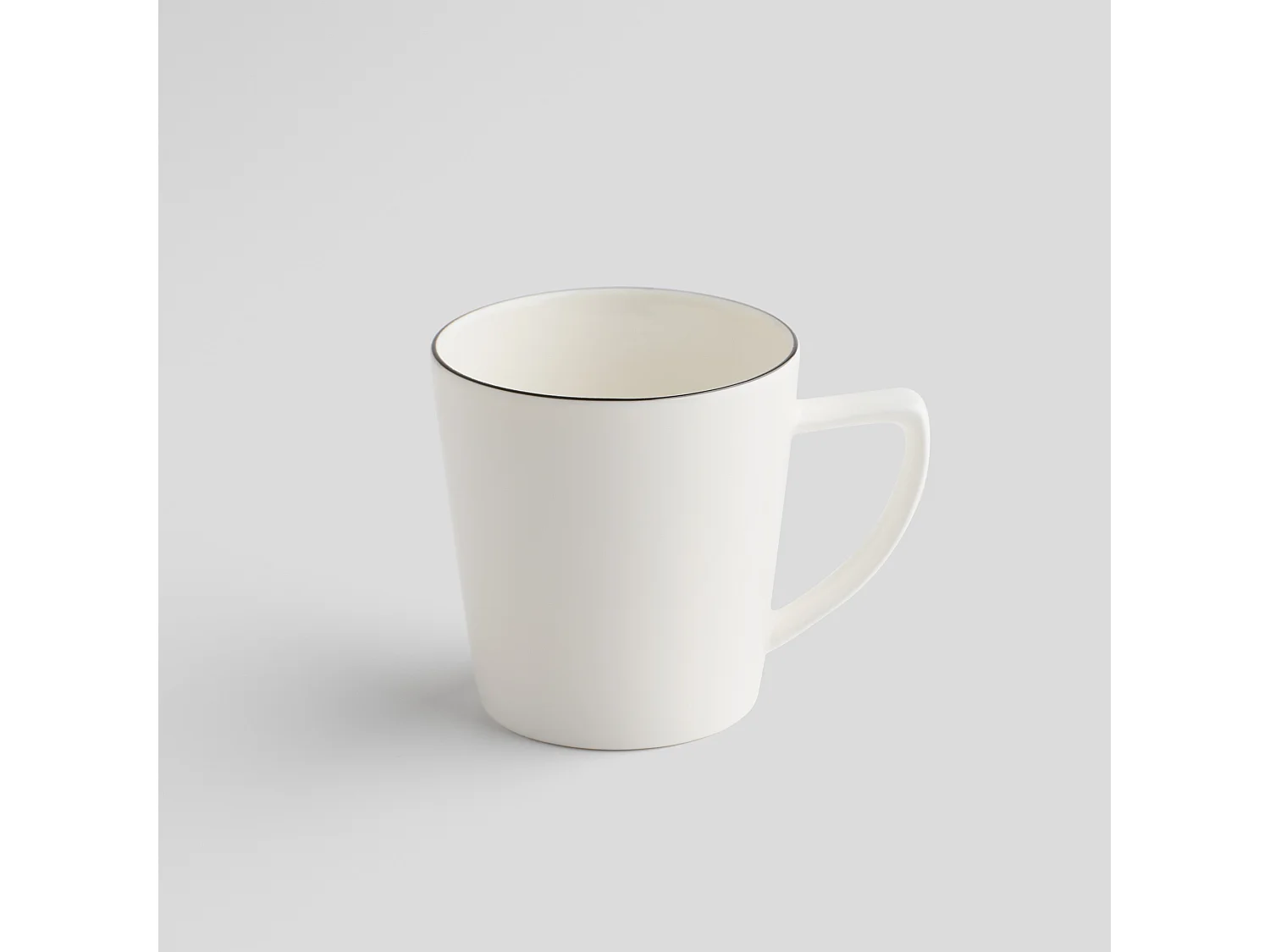 Becher Rimo mittelschwarz 280ml