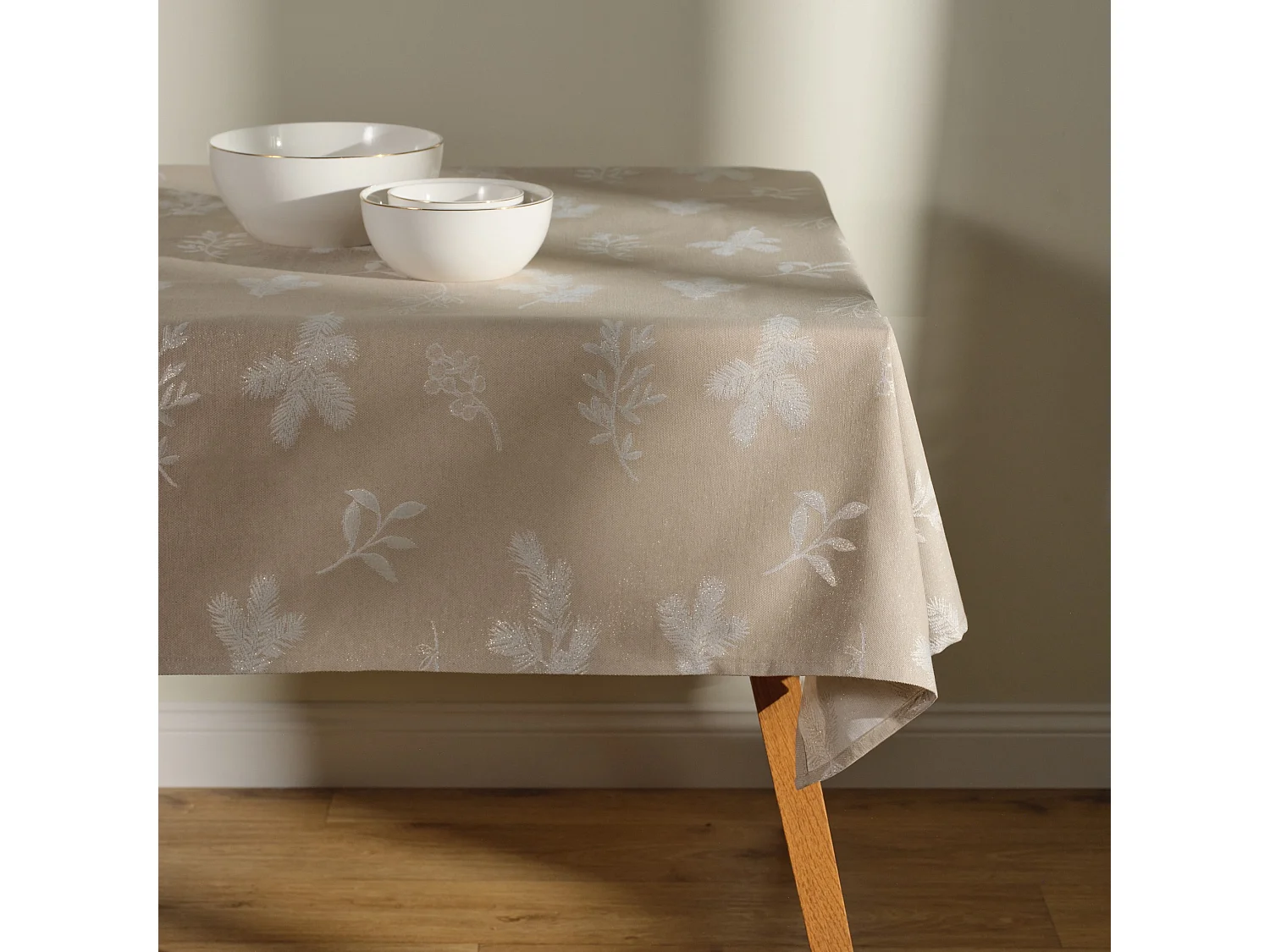 Tischtuch Novie mittleres Beige 150 x 220