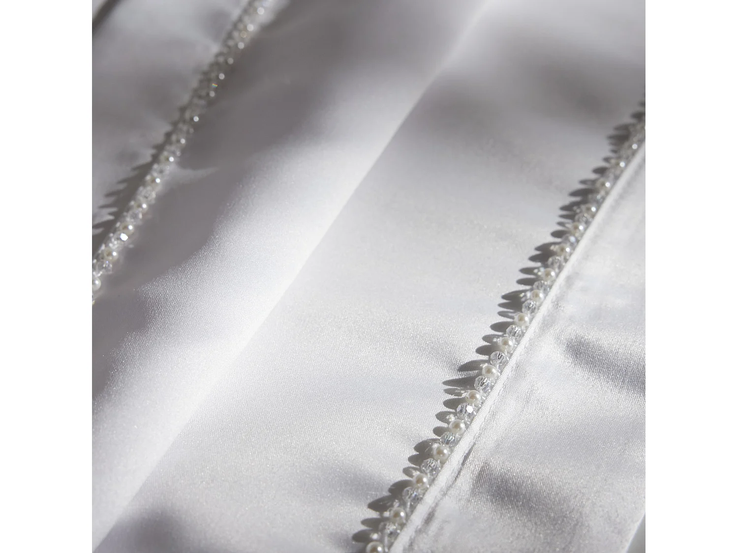 Kleines Tischtuch Alvio mittelweiß 80 x 80