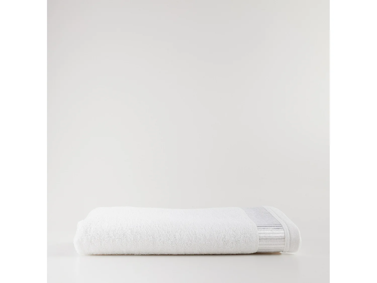 Badetuch Alicanty Mittelweiß 70 x 130