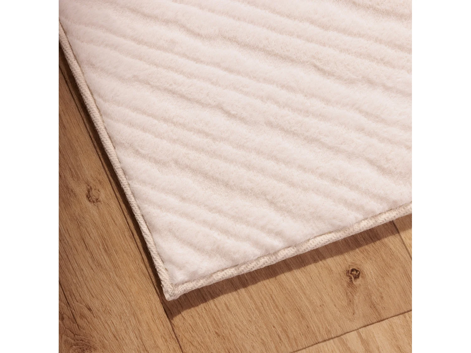 Badteppich Pufos mittel ecru 60x80