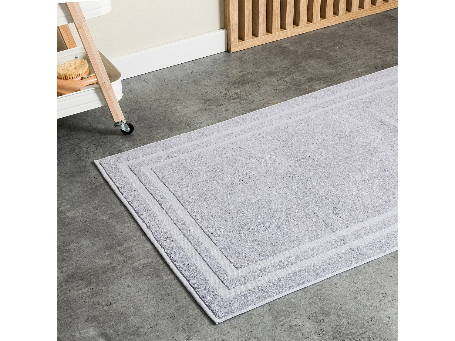 Badteppich Fines hellgrau 70x120