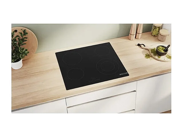 Bosch Plaque de cuisson vitrocéramique 60cm 4 feux 6600w noir - PKF611BB8H