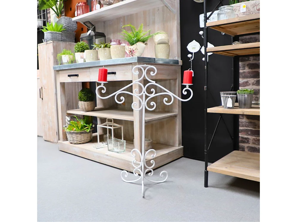 ~ Bougeoir sur pieds 3 bougies en métal blanc 62 x 87 cm