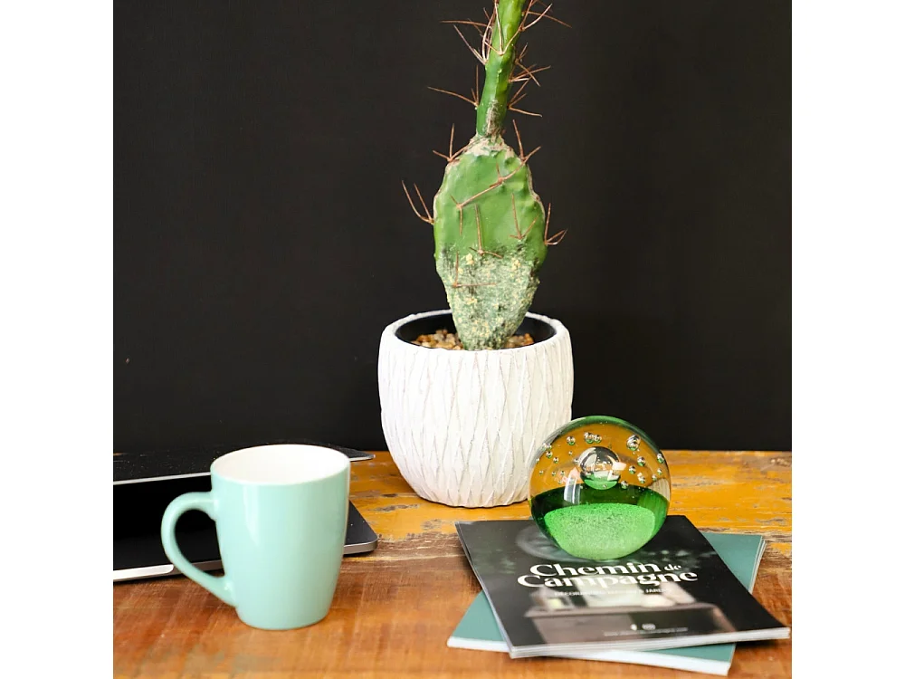 Presse papier sulfure "Ciel" en verre vert Ø.8 cm