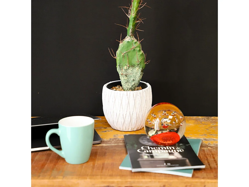 Presse papier sulfure en verre rouge Ø.10.5 cm