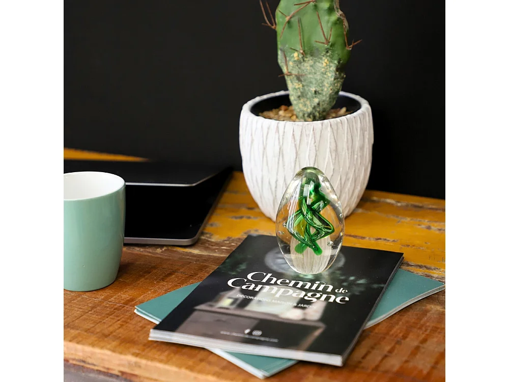 Presse papier sulfure "Flammes" en verre vert 9 x 6 cm