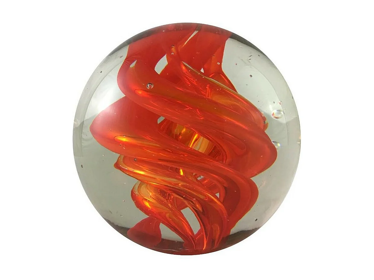 Presse papier sulfure "Tourbillons" en verre rouge Ø.10 cm