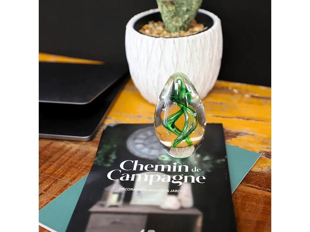 Presse papier sulfure "Tourbillons" en verre vert 10 x 6 cm