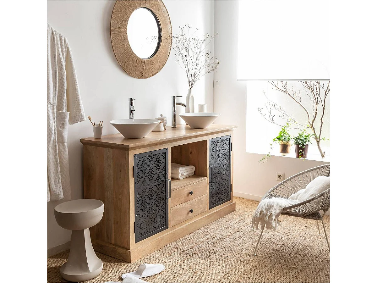 Mesa auxiliar beige Marguerite de metal para un estilo sofisticado