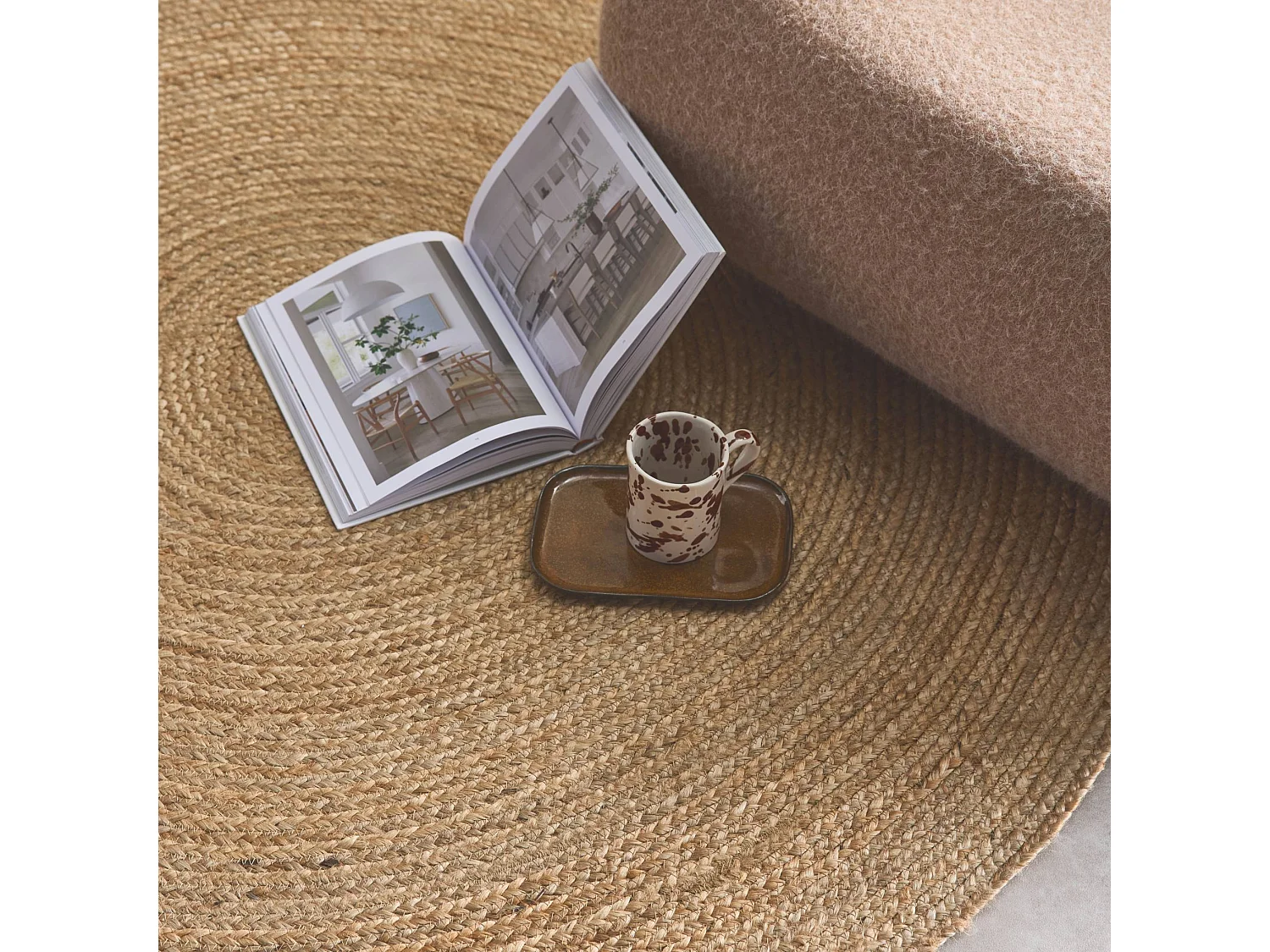 Tapis intérieur PADMA rond jute. naturel. différentes tailles. tissé plat