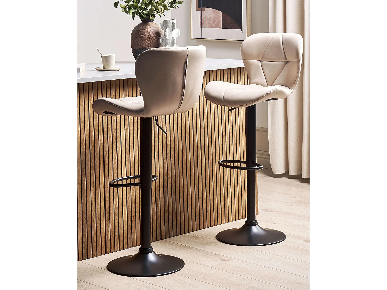 Lot de 2 chaises de bar VALETTA Cuir PU Beige clair