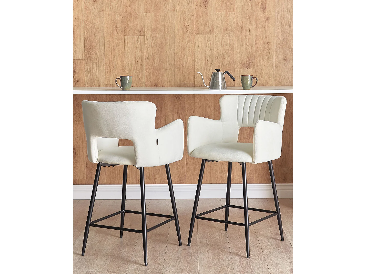 Conjunto de 2 sillas de bar SANILAC Terciopelo Crema